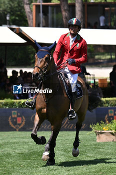 2024-05-24 - Lorenzo De Luca (ITA) - Cappuccino 194 during CSIO5* Nations Cup - 1.60m, NATIONS CUP INTESA SANPAOLO, 24 May 2024 at the Piazza di Siena in Rome, Italy. - PIAZZA DI SIENA - 91° CSIO ROMA 2024 - INTERNATIONALS - EQUESTRIAN