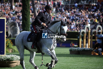 25/05/2024 - Rome, Italy 25.05.2024: Emanuele Gaudino (Italy) win CSIO 5 Six Bars LORO PIANA (262,3)- 1.60 m - 20000 Euro, at PIazza di Siena in Rome. - PIAZZA DI SIENA - 91° CSIO ROMA 2024 - INTERNAZIONALI - EQUITAZIONE