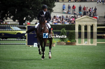 25/05/2024 - Rome, Italy 25.05.2024: Willem Greve (Nederland) win CSIO5 JUMP OFF (238.2.2) - 1,55 m - 110000 euro - LORO PIANA, at PIazza di Siena in Rome. - PIAZZA DI SIENA - 91° CSIO ROMA 2024 - INTERNAZIONALI - EQUITAZIONE