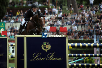 25/05/2024 - Rome, Italy 25.05.2024: Willem Greve (Nederland) win CSIO5 JUMP OFF (238.2.2) - 1,55 m - 110000 euro - LORO PIANA, at PIazza di Siena in Rome. - PIAZZA DI SIENA - 91° CSIO ROMA 2024 - INTERNAZIONALI - EQUITAZIONE