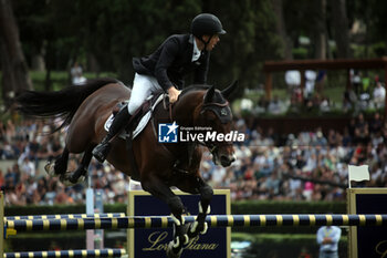 25/05/2024 - Rome, Italy 25.05.2024: Willem Greve (Nederland) win CSIO5 JUMP OFF (238.2.2) - 1,55 m - 110000 euro - LORO PIANA, at PIazza di Siena in Rome. - PIAZZA DI SIENA - 91° CSIO ROMA 2024 - INTERNAZIONALI - EQUITAZIONE