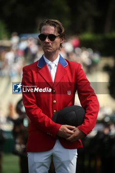 2024-05-26 - Rome, Italy 26.05.2024: Karl Cook (usa) rider Caracole de la Roque win CSIO5 GRAND PRIX TWO ROUND ROLEX at PIazza di Siena in Rome. Second place Max Kuhner (aut), third place Petronella Andersson (Swe). - PIAZZA DI SIENA - 91° CSIO ROMA 2024 - INTERNATIONALS - EQUESTRIAN