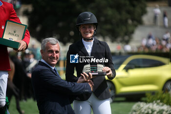 2024-05-26 - Rome, Italy 26.05.2024: Karl Cook (usa) rider Caracole de la Roque win CSIO5 GRAND PRIX TWO ROUND ROLEX at PIazza di Siena in Rome. Second place Max Kuhner (aut), third place Petronella Andersson (Swe). - PIAZZA DI SIENA - 91° CSIO ROMA 2024 - INTERNATIONALS - EQUESTRIAN