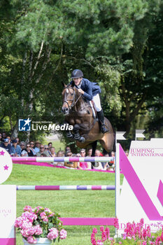 2024-07-21 - Callas - Mclain Ward - World Rk.#15, CSI grand Prix Rolex de la ville de Dinard, during the Jumping International de Dinard 2024, CSI 5 Equestrian event on 21 July 2024 at Centre Equestre du Val Porée in Dinard, France - EQUESTRIAN - JUMPING INTERNATIONAL DE DINARD 2024 - INTERNATIONALS - EQUESTRIAN