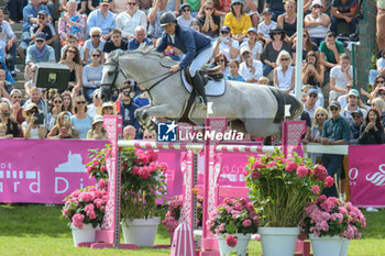 2024-07-21 - Romeo - Federico Fernandez - World Rk.#274, CSI grand Prix Rolex de la ville de Dinard, during the Jumping International de Dinard 2024, CSI 5 Equestrian event on 21 July 2024 at Centre Equestre du Val Porée in Dinard, France - EQUESTRIAN - JUMPING INTERNATIONAL DE DINARD 2024 - INTERNATIONALS - EQUESTRIAN