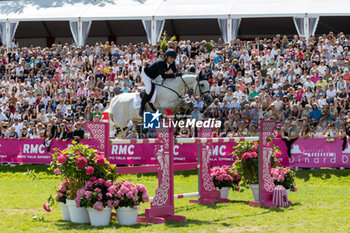 2024-07-21 - Vol Cartello - Darragh Kenny - World Rk.#25, CSI grand Prix Rolex de la ville de Dinard, during the Jumping International de Dinard 2024, CSI 5 Equestrian event on 21 July 2024 at Centre Equestre du Val Porée in Dinard, France - EQUESTRIAN - JUMPING INTERNATIONAL DE DINARD 2024 - INTERNATIONALS - EQUESTRIAN