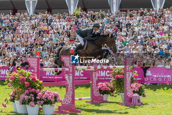 2024-07-21 - Donatello D'auge - Julien Epaillard - World Rk.#5, CSI grand Prix Rolex de la ville de Dinard, during the Jumping International de Dinard 2024, CSI 5 Equestrian event on 21 July 2024 at Centre Equestre du Val Porée in Dinard, France - EQUESTRIAN - JUMPING INTERNATIONAL DE DINARD 2024 - INTERNATIONALS - EQUESTRIAN