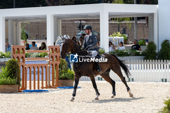 2024-08-31 - Philipp Weishaupt on Coby 8, of the second place team Riesembeck International, during the first round of the Longines Global Champions League - RIDING LONGINES GLOBAL CHAMPIONS LEAGUE ROME 2024 - INTERNATIONALS - EQUESTRIAN