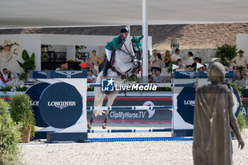 2024-08-31 - Richard Howley on Zodiak Du Buisson Z, of the third place team Rome Gladiator, during the first round of the Longines Global Champions League - RIDING LONGINES GLOBAL CHAMPIONS LEAGUE ROME 2024 - INTERNATIONALS - EQUESTRIAN