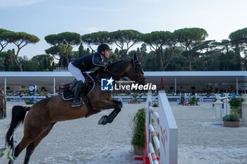 2024-08-31 - Maikel Van Der Vleuten on Elwikke, of the first place team Madrid In Motion, during the second round of the Longines Global Champions League - RIDING LONGINES GLOBAL CHAMPIONS LEAGUE ROME 2024 - INTERNATIONALS - EQUESTRIAN