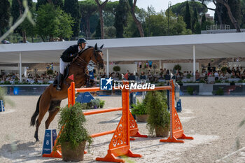 2024-09-01 - Eduardo Alvarez Aznar on Rokfeller de Pleville Bois Margot, twelfth place, during the first round of the Longines Global Champions Tour - HORSE RIDING LONGINES GLOBAL CHAMPIONS TOUR ROME 2024 - INTERNATIONALS - EQUESTRIAN