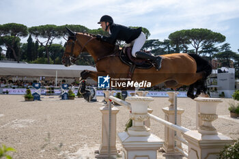 2024-09-01 - Maikel van der Vleuten on Beauville Z N.O.P., fifth place, during the first round of the Longines Global Champions Tour - HORSE RIDING LONGINES GLOBAL CHAMPIONS TOUR ROME 2024 - INTERNATIONALS - EQUESTRIAN