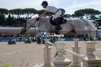 2024-09-01 - Kyle Timm on Casino Calvin, Eleventh place, during the first round of the Longines Global Champions Tour - HORSE RIDING LONGINES GLOBAL CHAMPIONS TOUR ROME 2024 - INTERNATIONALS - EQUESTRIAN