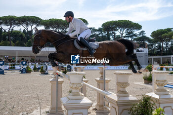 2024-09-01 - Philipp Weishaupt on Coby 8, Seventh place, during the first round of the Longines Global Champions Tour - HORSE RIDING LONGINES GLOBAL CHAMPIONS TOUR ROME 2024 - INTERNATIONALS - EQUESTRIAN