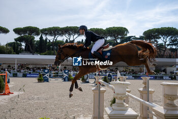 2024-09-01 - Simon Delestre on I Amelusina R 51, Second place, during the first round of the Longines Global Champions Tour - HORSE RIDING LONGINES GLOBAL CHAMPIONS TOUR ROME 2024 - INTERNATIONALS - EQUESTRIAN