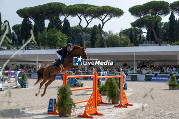 2024-09-01 - Simon Delestre on I Amelusina R 51, Second place, during the first round of the Longines Global Champions Tour - HORSE RIDING LONGINES GLOBAL CHAMPIONS TOUR ROME 2024 - INTERNATIONALS - EQUESTRIAN