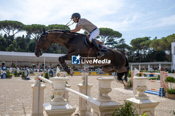 2024-09-01 - Piergiorgio Bucci on Hantano, sixth place, during the first round of the Longines Global Champions Tour - HORSE RIDING LONGINES GLOBAL CHAMPIONS TOUR ROME 2024 - INTERNATIONALS - EQUESTRIAN