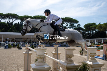 2024-09-01 - Zascha Nygaard Lill on Primavera, ninth place, during the first round of the Longines Global Champions Tour - HORSE RIDING LONGINES GLOBAL CHAMPIONS TOUR ROME 2024 - INTERNATIONALS - EQUESTRIAN