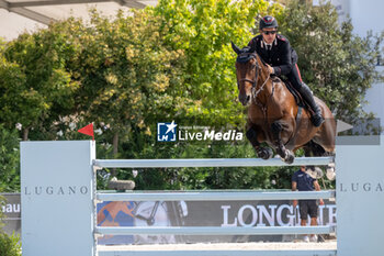 2024-09-01 - Emanuele Gaudiano on Nikolaj de Music, eighth place, during the first round of the Longines Global Champions Tour - HORSE RIDING LONGINES GLOBAL CHAMPIONS TOUR ROME 2024 - INTERNATIONALS - EQUESTRIAN