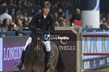 09/11/2024 - Olivier Philippaerts riding Precious Dwerse Hagen in action during International Winning Round CSI5*- W Trophy n.5 presented by Crivelli at Jumping Verona, Pala Fimauto on November 9, 2024, Verona, Italy. - CSI5*- W PREMIO N.5 PRESENTED BY CRIVELLI WINNING ROUND CATEGORY - INTERNAZIONALI - EQUITAZIONE