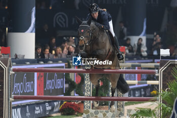 09/11/2024 - Barbara Schnieper riding Canice in action during International Winning Round CSI5*- W Trophy n.5 presented by Crivelli at Jumping Verona, Pala Fimauto on November 9, 2024, Verona, Italy. - CSI5*- W PREMIO N.5 PRESENTED BY CRIVELLI WINNING ROUND CATEGORY - INTERNAZIONALI - EQUITAZIONE