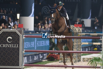 09/11/2024 - Marlon Modolo Zanotelli riding GB Diamantina in action during International Winning Round CSI5*- W Trophy n.5 presented by Crivelli at Jumping Verona, Pala Fimauto on November 9, 2024, Verona, Italy. - CSI5*- W PREMIO N.5 PRESENTED BY CRIVELLI WINNING ROUND CATEGORY - INTERNAZIONALI - EQUITAZIONE