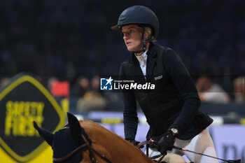 09/11/2024 - Petronella Andersson riding Castres van de Begijnakker Z in action during International Winning Round CSI5*- W Trophy n.5 presented by Crivelli at Jumping Verona, Pala Fimauto on November 9, 2024, Verona, Italy. - CSI5*- W PREMIO N.5 PRESENTED BY CRIVELLI WINNING ROUND CATEGORY - INTERNAZIONALI - EQUITAZIONE