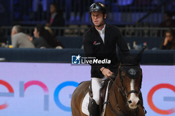 09/11/2024 - Scott Brash riding Hello Jefferson in action during International Winning Round CSI5*- W Trophy n.5 presented by Crivelli at Jumping Verona, Pala Fimauto on November 9, 2024, Verona, Italy. - CSI5*- W PREMIO N.5 PRESENTED BY CRIVELLI WINNING ROUND CATEGORY - INTERNAZIONALI - EQUITAZIONE