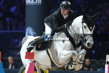 09/11/2024 - Jerome Guery riding Great Britain V in action during International Winning Round CSI5*- W Trophy n.5 presented by Crivelli at Jumping Verona, Pala Fimauto on November 9, 2024, Verona, Italy. - CSI5*- W PREMIO N.5 PRESENTED BY CRIVELLI WINNING ROUND CATEGORY - INTERNAZIONALI - EQUITAZIONE