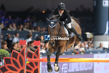 10/11/2024 - Paolo Paini riding Casal Dorato in action during CSI5*- W Longines FEI Jumping World Cup 2024 Gran Prix presented by KASK, at Pala Fimauto on November 10, 2024, Verona, Italy. - CSI5*-W LONGINES FEI WORLD CUP™ PRESENTED BY KASK GRAN PRIX - INTERNAZIONALI - EQUITAZIONE