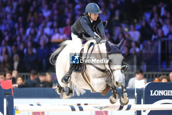 10/11/2024 - Petronella Andersson riding Opaline de W&S in action during CSI5*- W Longines FEI Jumping World Cup 2024 Gran Prix presented by KASK, at Pala Fimauto on November 10, 2024, Verona, Italy. - CSI5*-W LONGINES FEI WORLD CUP™ PRESENTED BY KASK GRAN PRIX - INTERNAZIONALI - EQUITAZIONE