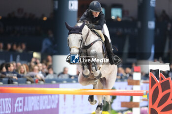 10/11/2024 - Petronella Andersson riding Opaline de W&S in action during CSI5*- W Longines FEI Jumping World Cup 2024 Gran Prix presented by KASK, at Pala Fimauto on November 10, 2024, Verona, Italy. - CSI5*-W LONGINES FEI WORLD CUP™ PRESENTED BY KASK GRAN PRIX - INTERNAZIONALI - EQUITAZIONE