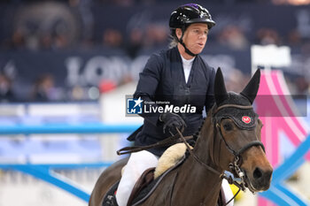 10/11/2024 - Barbara Schnieper riding Canice in action during CSI5*- W Longines FEI Jumping World Cup 2024 Gran Prix presented by KASK, at Pala Fimauto on November 10, 2024, Verona, Italy. - CSI5*-W LONGINES FEI WORLD CUP™ PRESENTED BY KASK GRAN PRIX - INTERNAZIONALI - EQUITAZIONE