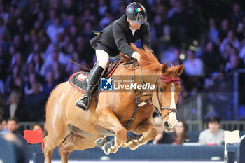 10/11/2024 - Arnaldo Bologni riding D Mark 2 in action during CSI5*- W Longines FEI Jumping World Cup 2024 Gran Prix presented by KASK, at Pala Fimauto on November 10, 2024, Verona, Italy. - CSI5*-W LONGINES FEI WORLD CUP™ PRESENTED BY KASK GRAN PRIX - INTERNAZIONALI - EQUITAZIONE