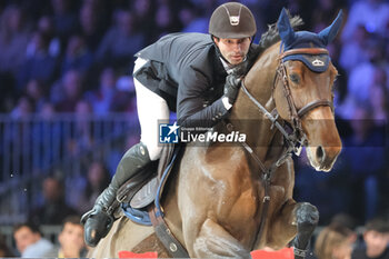 10/11/2024 - Julien Anquetin riding Farah Tame in action during CSI5*- W Longines FEI Jumping World Cup 2024 Gran Prix presented by KASK, at Pala Fimauto on November 10, 2024, Verona, Italy. - CSI5*-W LONGINES FEI WORLD CUP™ PRESENTED BY KASK GRAN PRIX - INTERNAZIONALI - EQUITAZIONE