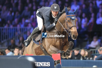 10/11/2024 - Julien Anquetin riding Farah Tame in action during CSI5*- W Longines FEI Jumping World Cup 2024 Gran Prix presented by KASK, at Pala Fimauto on November 10, 2024, Verona, Italy. - CSI5*-W LONGINES FEI WORLD CUP™ PRESENTED BY KASK GRAN PRIX - INTERNAZIONALI - EQUITAZIONE