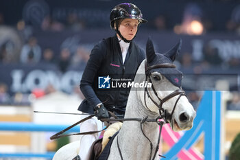 10/11/2024 - Sophie Hinners riding Iron Dames my Prius in action during CSI5*- W Longines FEI Jumping World Cup 2024 Gran Prix presented by KASK, at Pala Fimauto on November 10, 2024, Verona, Italy. - CSI5*-W LONGINES FEI WORLD CUP™ PRESENTED BY KASK GRAN PRIX - INTERNAZIONALI - EQUITAZIONE