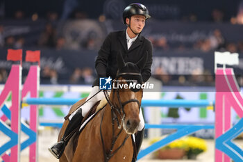 10/11/2024 - Pal Flam riding Mega Special DC in action during CSI5*- W Longines FEI Jumping World Cup 2024 Gran Prix presented by KASK, at Pala Fimauto on November 10, 2024, Verona, Italy. - CSI5*-W LONGINES FEI WORLD CUP™ PRESENTED BY KASK GRAN PRIX - INTERNAZIONALI - EQUITAZIONE