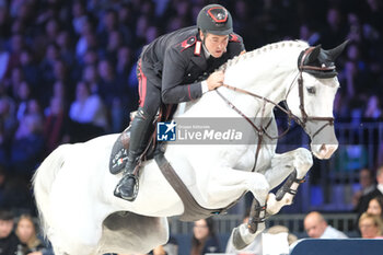 10/11/2024 - Emanuele Gaudiano riding Chalou Love PS in action during CSI5*- W Longines FEI Jumping World Cup 2024 Gran Prix presented by KASK, at Pala Fimauto on November 10, 2024, Verona, Italy. - CSI5*-W LONGINES FEI WORLD CUP™ PRESENTED BY KASK GRAN PRIX - INTERNAZIONALI - EQUITAZIONE