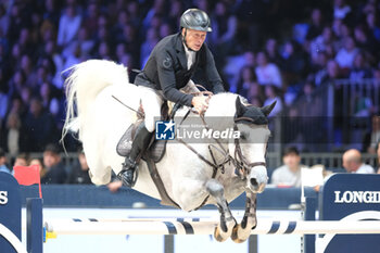 10/11/2024 - Rolf-Goran Bengtsson riding Zuccero HV in action during CSI5*- W Longines FEI Jumping World Cup 2024 Gran Prix presented by KASK, at Pala Fimauto on November 10, 2024, Verona, Italy. - CSI5*-W LONGINES FEI WORLD CUP™ PRESENTED BY KASK GRAN PRIX - INTERNAZIONALI - EQUITAZIONE