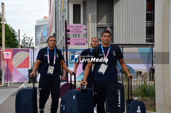 2024-07-25 - Olympics Village Italia Team arrive - OLYMPIC VILLAGE - OLYMPIC GAMES PARIS 2024 - OLYMPIC GAMES