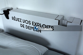 2024-07-25 - Olympics Village Athlete Apartment with cardboard bed - OLYMPIC VILLAGE - OLYMPIC GAMES PARIS 2024 - OLYMPIC GAMES