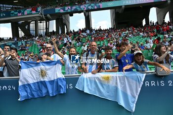 2024-07-24 - Fans of Argentina during the Football, Men's Group B, between Argentina and Morocco during the Olympic Games Paris 2024 on 24 July 2024 at Geoffroy-Guichard Stadium in Saint-Etienne, France - OLYMPIC GAMES PARIS 2024 - 24/07 - OLYMPIC GAMES PARIS 2024 - OLYMPIC GAMES