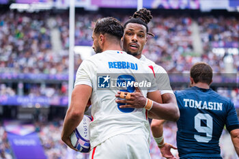 2024-07-24 - Rayan Rebbadj (France) celebrates his try with Jefferson-Lee Joseph, Rugby Sevens, Men's Pool C between France and United States during the Olympic Games Paris 2024 on 24 July 2024 at Stade de France in Saint-Denis, France - OLYMPIC GAMES PARIS 2024 - 24/07 - OLYMPIC GAMES PARIS 2024 - OLYMPIC GAMES