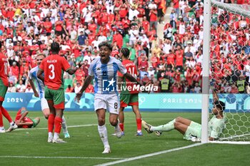 2024-07-24 - Cristian Medina (8) of Argentina celebrates a goal which was then cancelled by VAR during the Football, Men's Group B, between Argentina and Morocco during the Olympic Games Paris 2024 on 24 July 2024 at Geoffroy-Guichard Stadium in Saint-Etienne, France - OLYMPIC GAMES PARIS 2024 - 24/07 - OLYMPIC GAMES PARIS 2024 - OLYMPIC GAMES