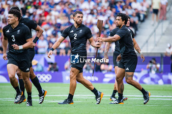 2024-07-24 - Brady Rush (New Zealand) and Regan Ware (New Zealand), Rugby Sevens, Men's Pool A between New Zealand and Japan during the Olympic Games Paris 2024 on 24 July 2024 at Stade de France in Saint-Denis, France - OLYMPIC GAMES PARIS 2024 - 24/07 - OLYMPIC GAMES PARIS 2024 - OLYMPIC GAMES