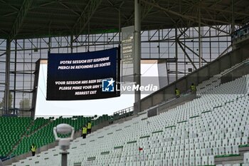 2024-07-24 - Empty stands after the restart of the match after the match has been suspended during the Football, Men's Group B, between Argentina and Morocco during the Olympic Games Paris 2024 on 24 July 2024 at Geoffroy-Guichard Stadium in Saint-Etienne, France - OLYMPIC GAMES PARIS 2024 - 24/07 - OLYMPIC GAMES PARIS 2024 - OLYMPIC GAMES