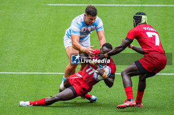 2024-07-24 - Patrick Odongo Okong’o (Kenya) and Agustin Fraga (Argentina), Rugby Sevens, Men's Pool B between Argentina and Kenya during the Olympic Games Paris 2024 on 24 July 2024 at Stade de France in Saint-Denis, France - OLYMPIC GAMES PARIS 2024 - 24/07 - OLYMPIC GAMES PARIS 2024 - OLYMPIC GAMES