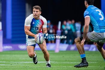 2024-07-24 - Antoine Dupont (France), Rugby Sevens, Men's Pool C between France and Uruguay during the Olympic Games Paris 2024 on 24 July 2024 at Stade de France in Saint-Denis, France - OLYMPIC GAMES PARIS 2024 - 24/07 - OLYMPIC GAMES PARIS 2024 - OLYMPIC GAMES