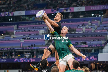 2024-07-24 - Scott Curry (New Zealand) and Ryan Oosthuizen (South Africa), Rugby Sevens, Men's Pool A between New Zealand and South Africa during the Olympic Games Paris 2024 on 24 July 2024 at Stade de France in Saint-Denis, France - OLYMPIC GAMES PARIS 2024 - 24/07 - OLYMPIC GAMES PARIS 2024 - OLYMPIC GAMES